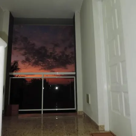 Departamento Confortable Puerto Iguazú Exterior foto